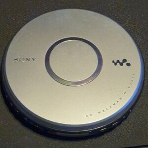 Sony Walkman D-EJ011 Portable CD Player Silver G-Protection Digital Mega Bass
